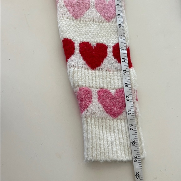Red & Pink Hearts cozy cupcakes & cashmere Sweater med adorable cabincore - Picture 11 of 15